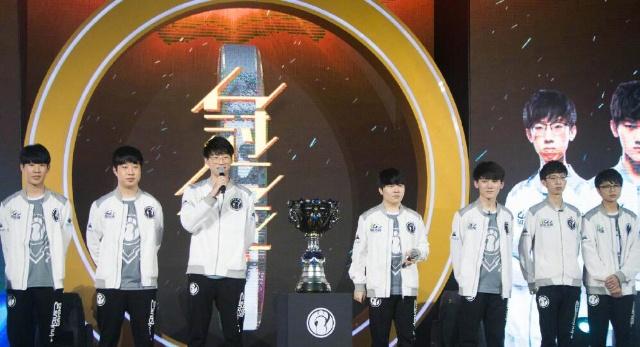 差0.06秒创史！12岁于子迪遭央视尬问：是否自认是天才？网友吐槽